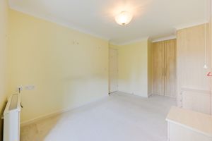BEDROOM- click for photo gallery